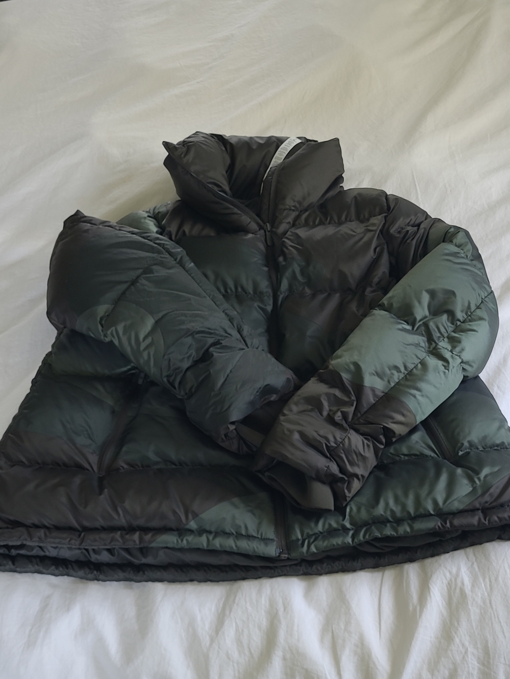 Lululemon Camo Print Puffer Coat, Size 6, Small Flaws (See Photo)